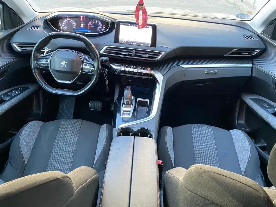 Peugeot 3008 II BlueHDi 130 Stop & Start EAT8 Active Pack — imagine 3
