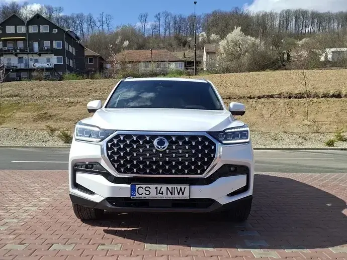 SsangYong REXTON G4 2.2 e-XDI 4WD Black Edition
