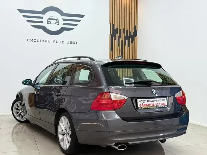 BMW Seria 3 E90/E91/E92/E93 318i Edition Sport