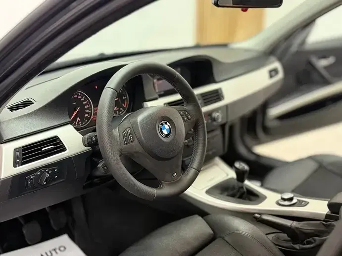 BMW Seria 3 E90/E91/E92/E93 318i Edition Sport