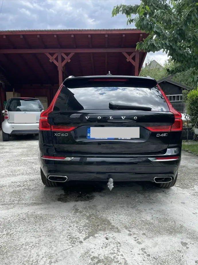 Volvo XC 60 II D4 AWD Inscription — imagine 6