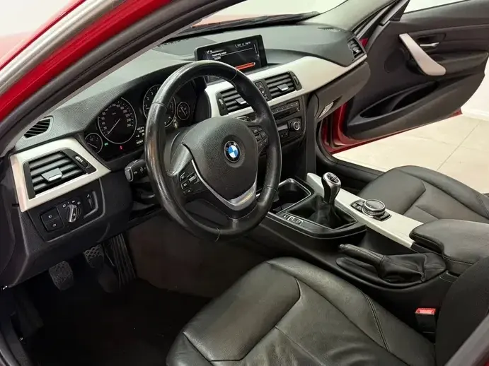 BMW Seria 3 F30/F31/F34 316i