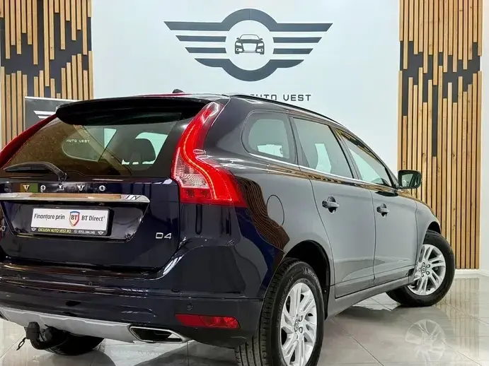 Volvo XC 60 II D4 Momentum