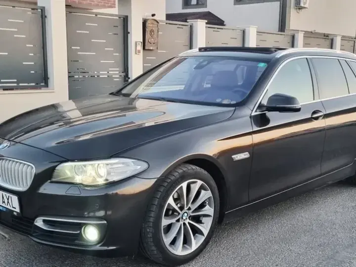 BMW Seria 5 F10/F11/F07 520d