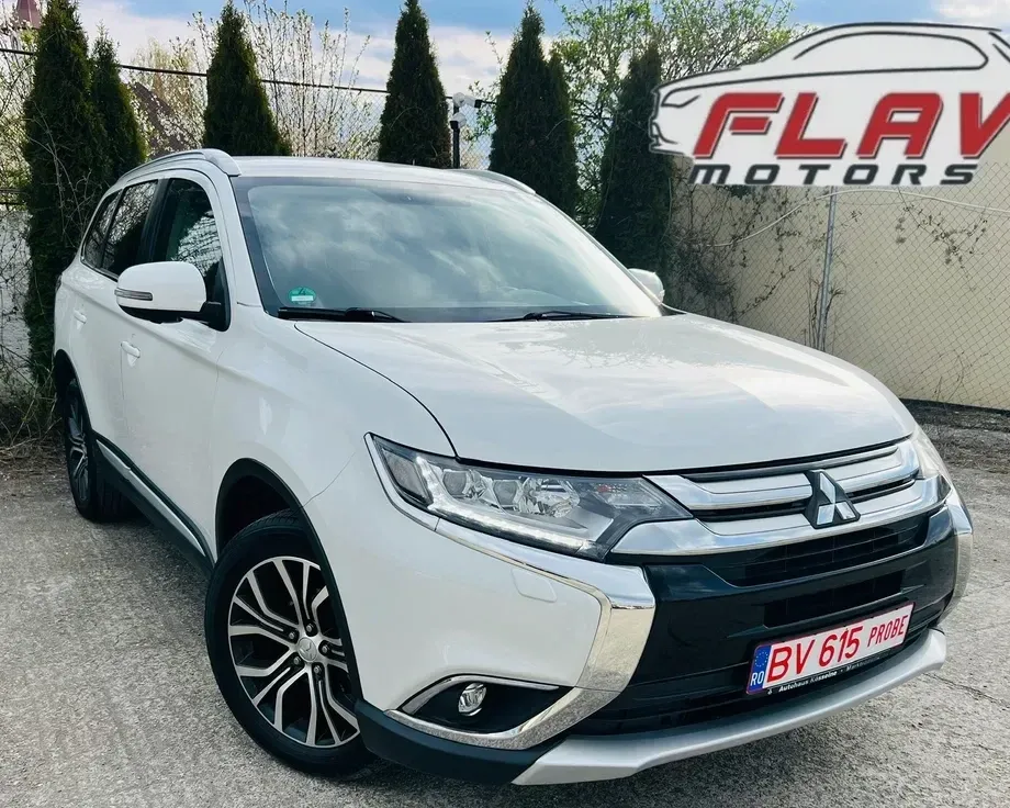 Mitsubishi Outlander 2.2 DI-D 4WD Automatik Intense — imagine 2