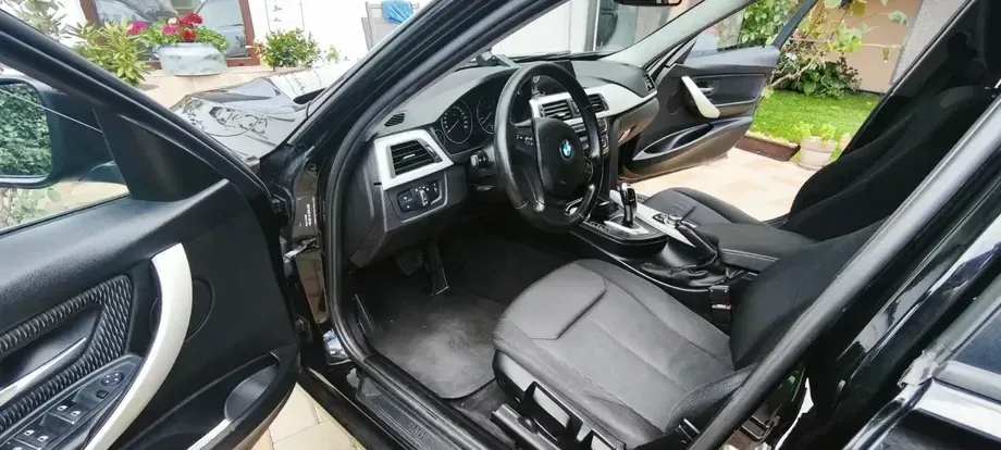 BMW Seria 3 F30/F31/F34 — imagine 3