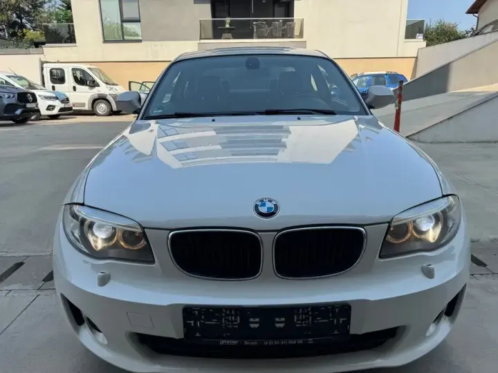 BMW Seria 1 118d Aut. Edition Sport