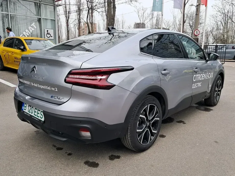 Citroën C4X MAX — imagine 4