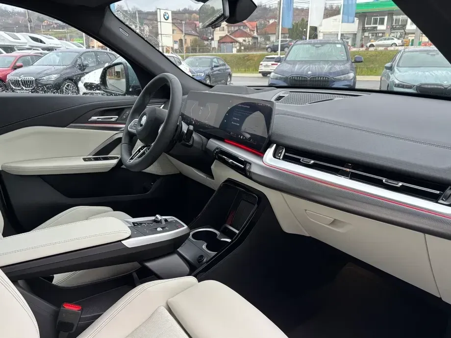 BMW X2 sDrive20i AT MHEV — imagine 6