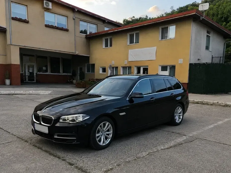 BMW Seria 5 F10/F11/F07 520d xDrive AT — imagine 2