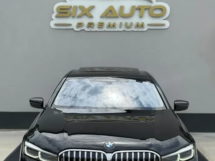 BMW Seria 7 G11/G12 750i xDrive