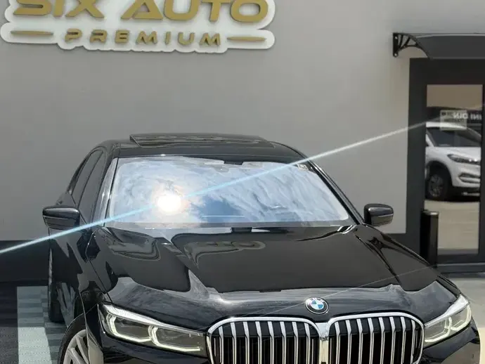 BMW Seria 7 G11/G12 750i xDrive