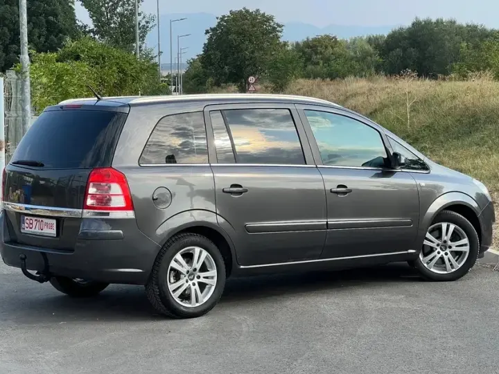 Opel Zafira B 1.7 CDTI Enjoy