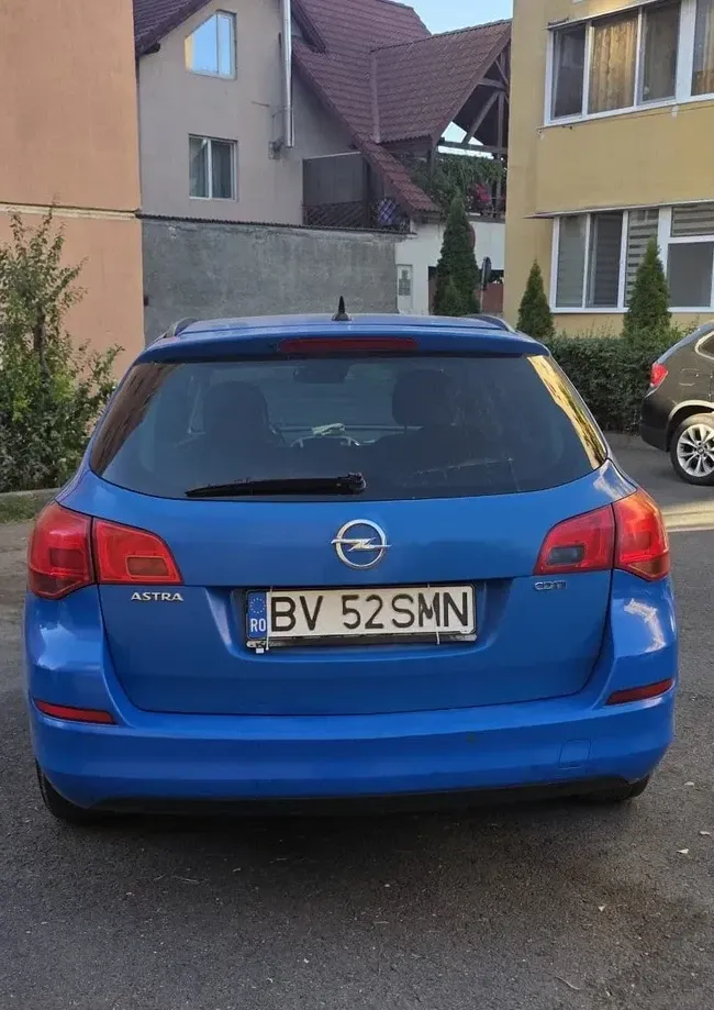 Opel Astra J 1.7 CDTI — imagine 3