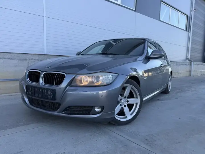 BMW Seria 3 E90/E91/E92/E93 320d DPF Aut.