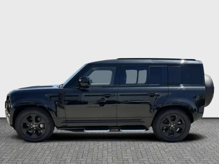 Land Rover Defender 110 3.0D 300 MHEV Hard Top X-Dynamic SE