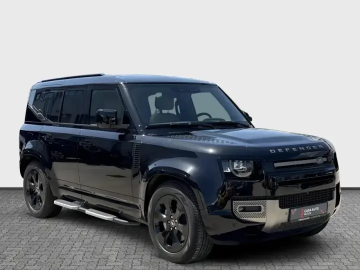 Land Rover Defender 110 3.0D 300 MHEV Hard Top X-Dynamic SE