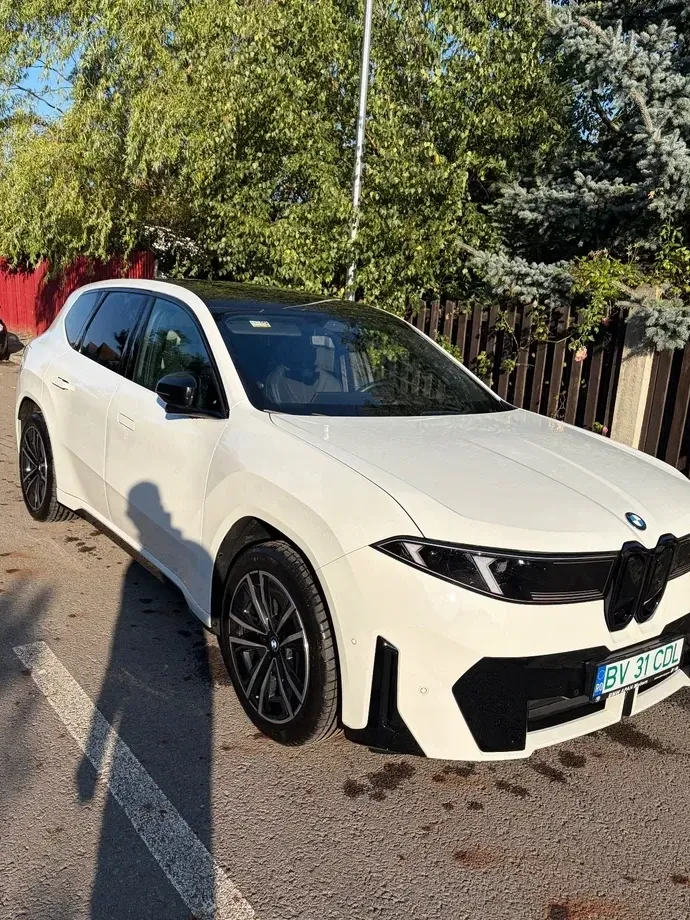 BMW iX3 — imagine 2