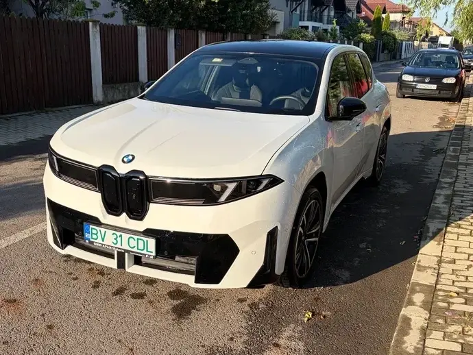 BMW iX3