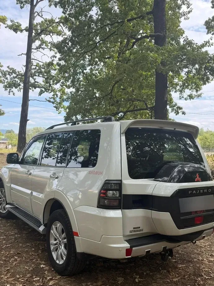 Mitsubishi Pajero IV — imagine 4