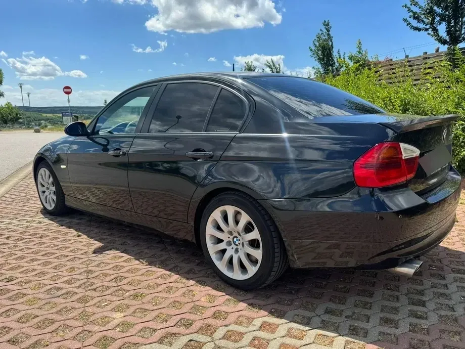 BMW Seria 3 E90/E91/E92/E93 — imagine 3