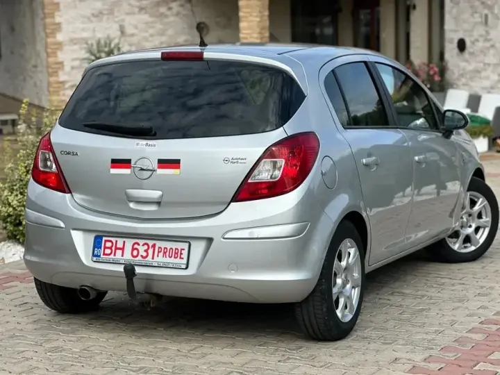 Opel Corsa D 1.4 Enjoy