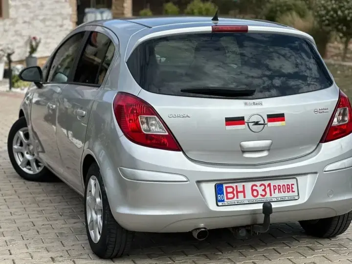 Opel Corsa D 1.4 Enjoy