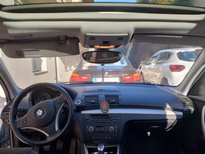 BMW Seria 1 E81/E82/E87/E88 118i Edition Sport