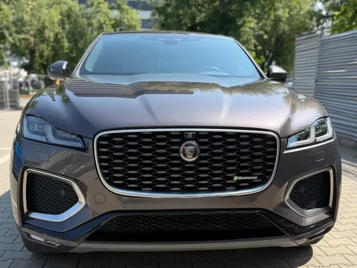 Jaguar F-Pace D200 AWD SE