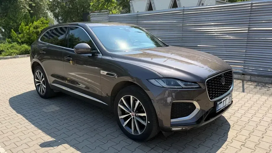 Jaguar F-Pace D200 AWD SE — imagine 3