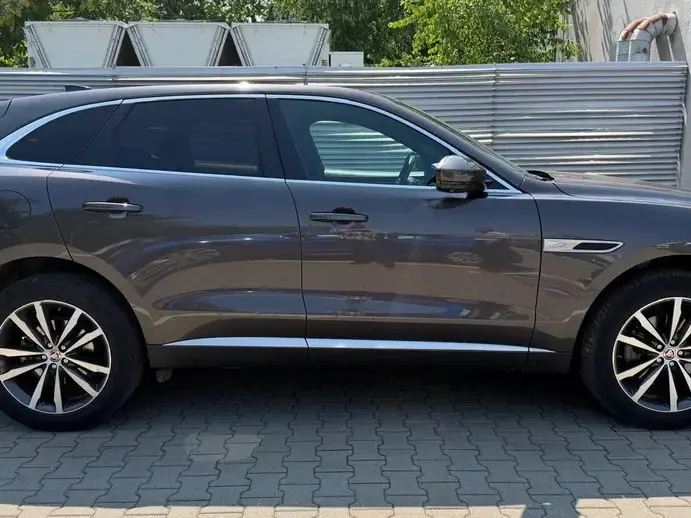 Jaguar F-Pace D200 AWD SE