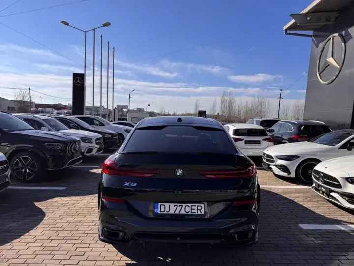 BMW X6 G06