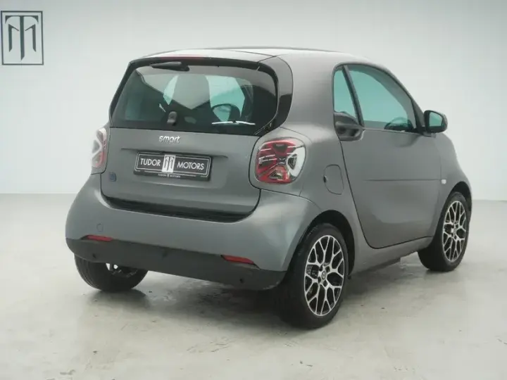 smart fortwo EQ