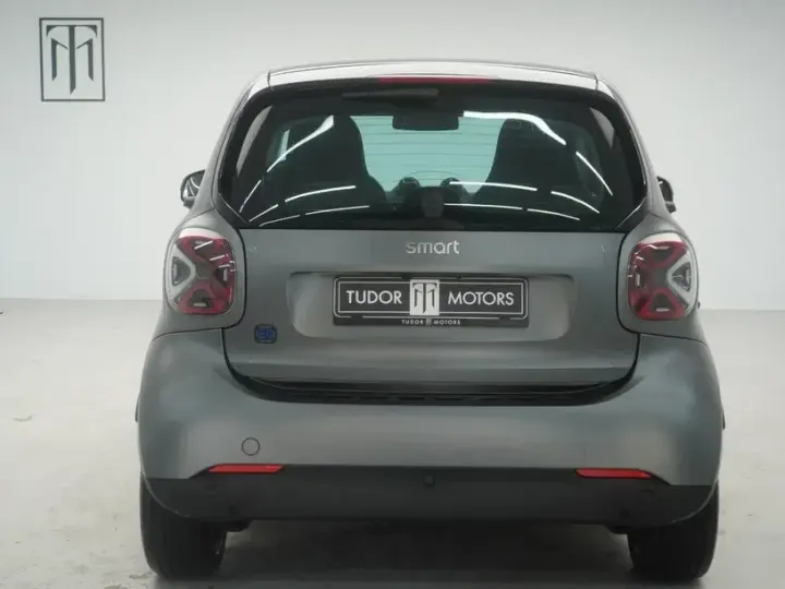 smart fortwo EQ