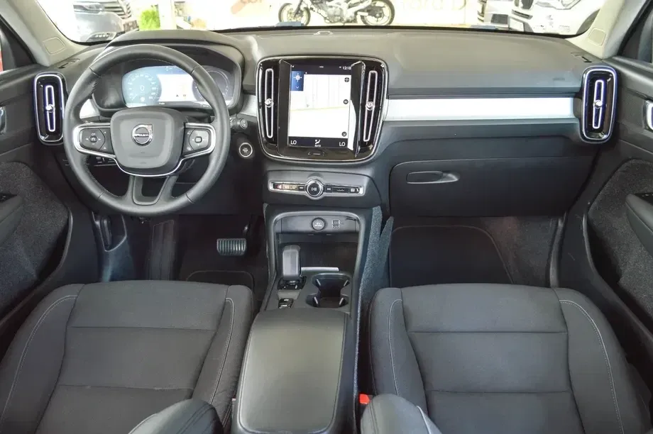 Volvo XC 40 T5 Recharge DKG Essential — imagine 5