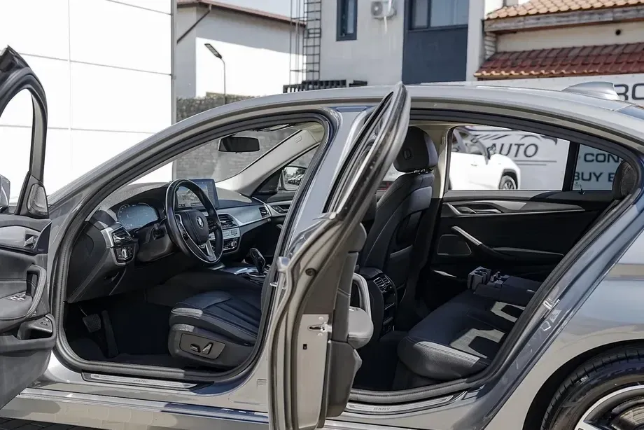 BMW Seria 5 G30/G31 530e xDrive AT PHEV — imagine 5