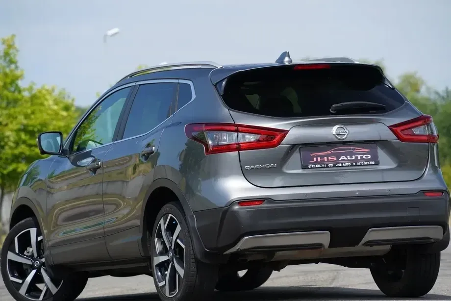 Nissan Qashqai II 1.6 DCI Start/Stop X-TRONIC Tekna — imagine 3