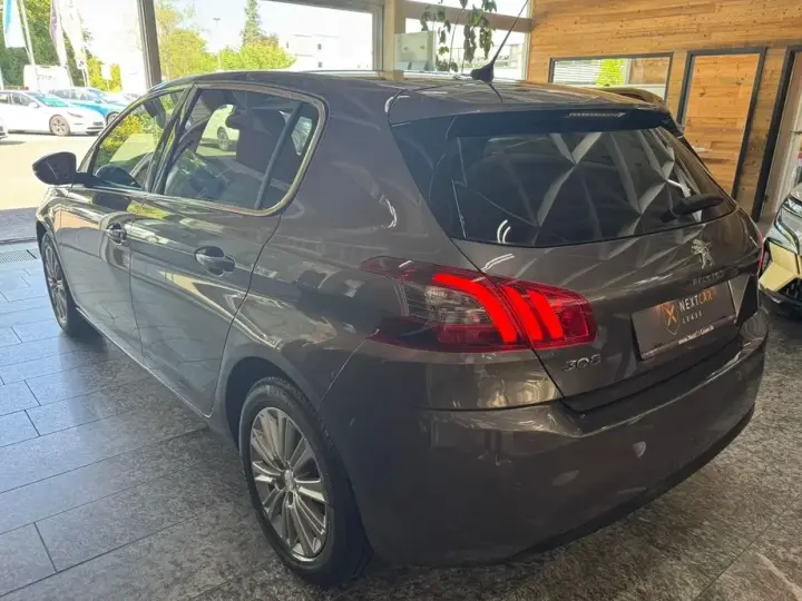 Peugeot 308 II BlueHDi 130 EAT8 Allure