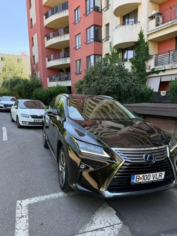 Lexus RX IV 450h Luxury Line — imagine 2