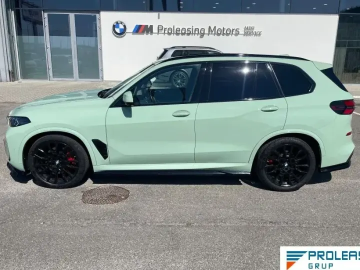 BMW X5 xDrive40i AT MHEV