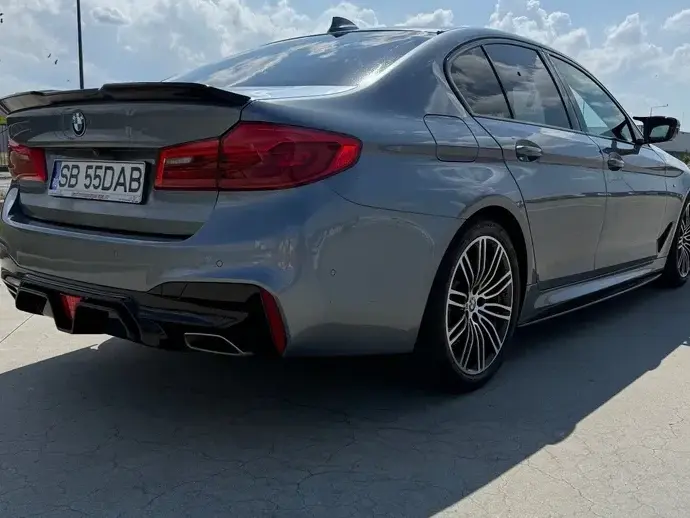 BMW Seria 5 G30/G31 530d xDrive AT