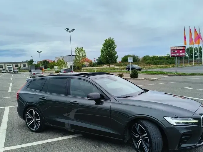 Volvo V60 II D4 Geartronic R-Design