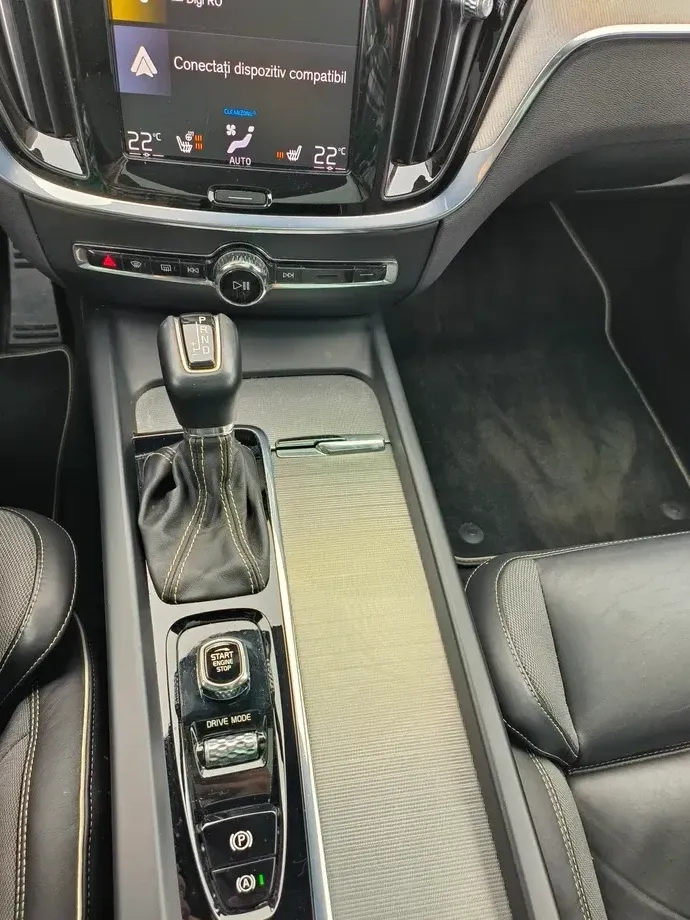 Volvo V60 II D4 Geartronic R-Design — imagine 5