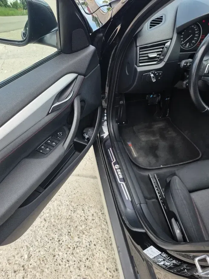 BMW X1 E84 sDrive18d Aut. — imagine 5
