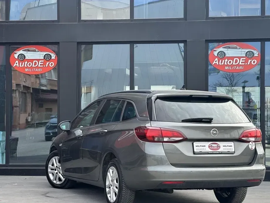 Opel Astra — imagine 4