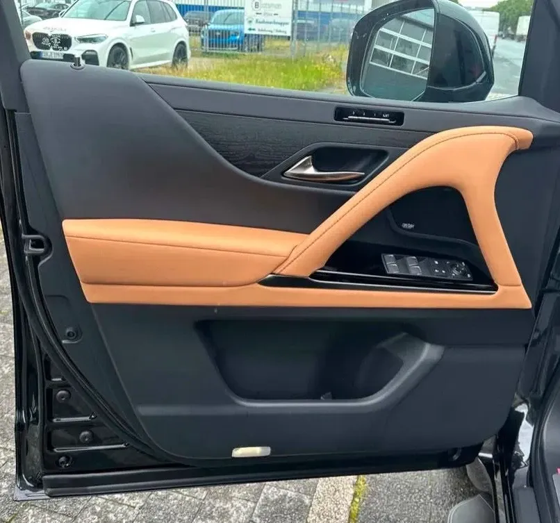 Lexus LX IV — imagine 6