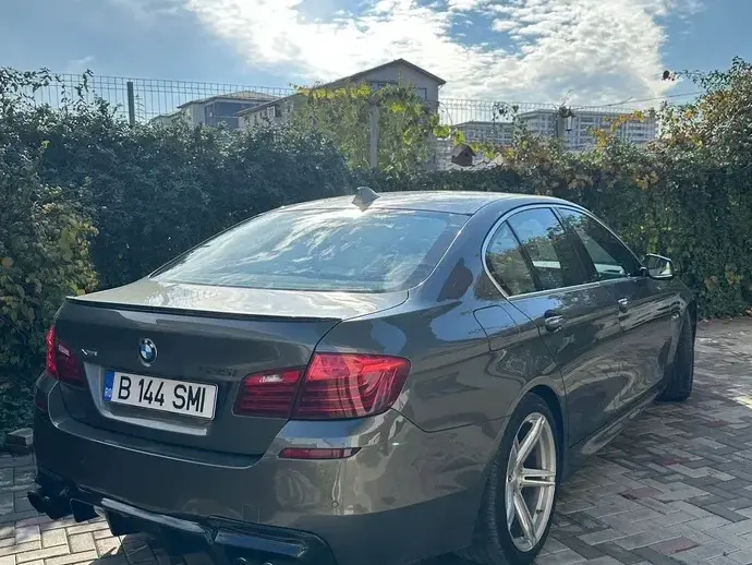 BMW Seria 5 F10/F11/F07 535i xDrive AT
