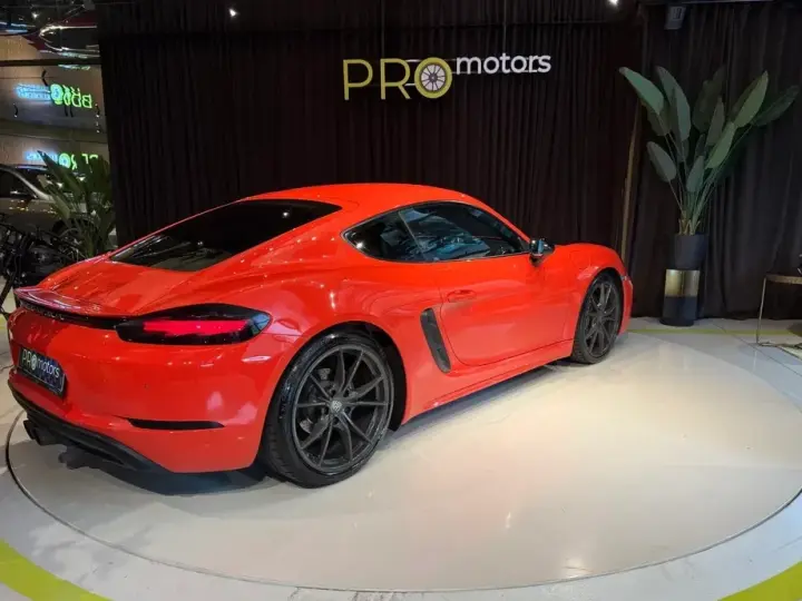 Porsche Cayman T PDK