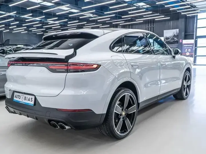 Porsche Cayenne Coupe
