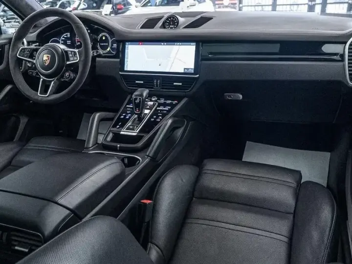 Porsche Cayenne Coupe